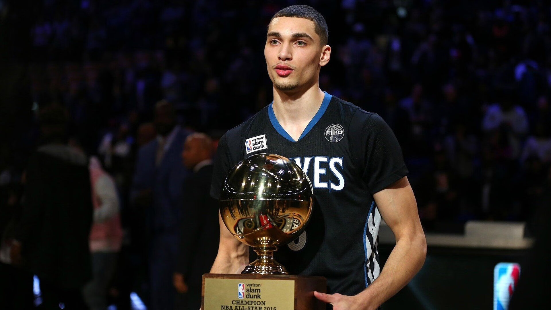 一年一度的全民沙滩足球狂欢夜，沙滩足球赛